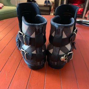 Burberry Fritton Fringe Rainboots 10